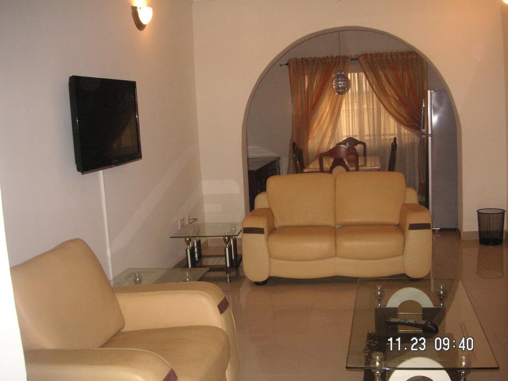 The Habitat Suites International Лаґос Номер фото