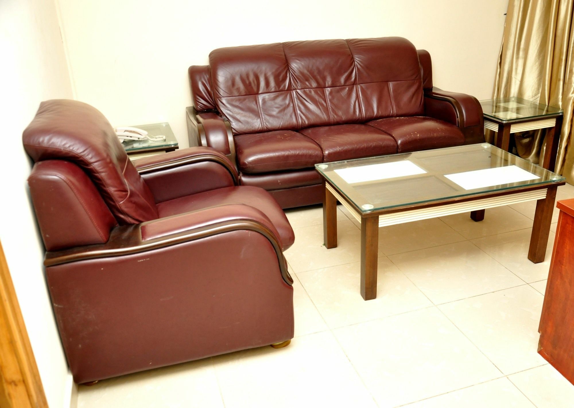 The Habitat Suites International Лаґос Екстер'єр фото